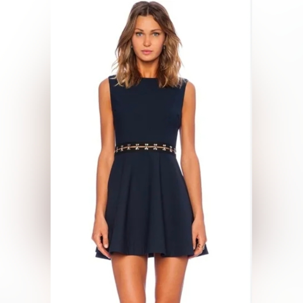 NWT ELIZABETH & JAMES Renata Navy Fit Flare Mini Dress W/ Grommett Accents Sz 10
